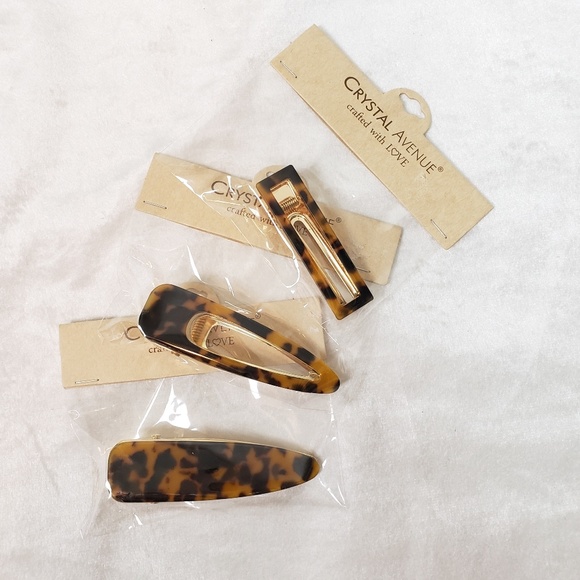 Three Leopard Turtoise Acrylic Hair Clip Barrettes - Picture 2 of 8